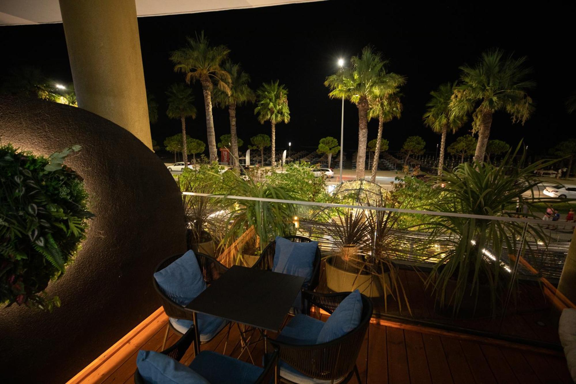 Mustafa Suites Vlorë Esterno foto