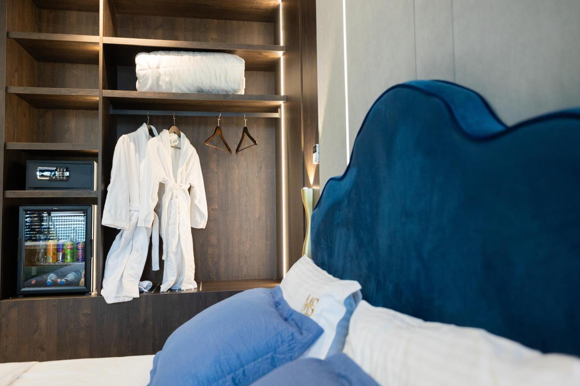 Mustafa Suites Vlorë Esterno foto