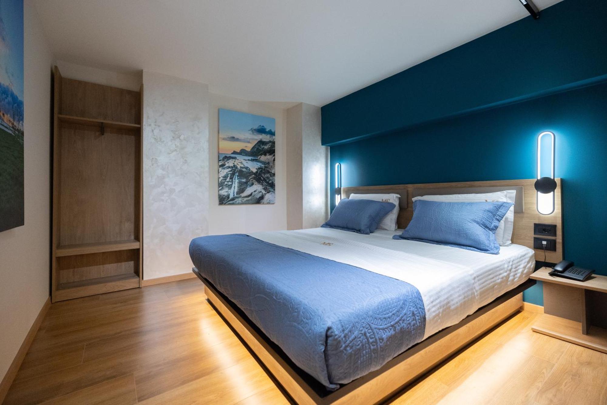 Mustafa Suites Vlorë Esterno foto